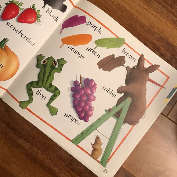 Little Rabbits First Word Book - Picture 4 of 6